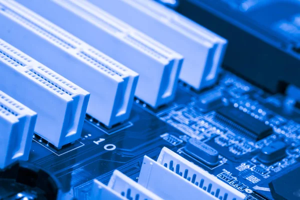 Zusammenfassung, Nahaufnahme elektronischer Schaltungen auf Computerhintergrund der Mainboard-Technologie (Logikplatine, CPU-Motherboard, Hauptplatine, Systemplatine, Mobo) — Stockfoto