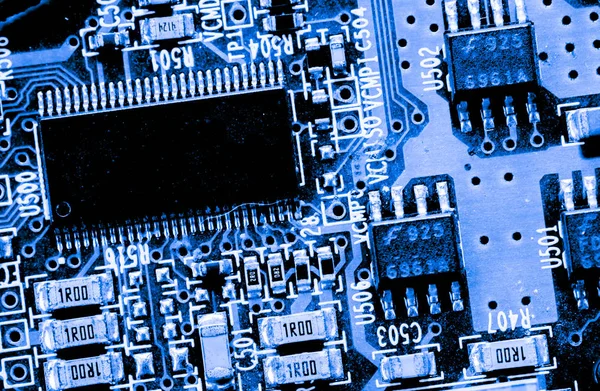 Abstract, Close up em circuitos eletrônicos, vemos a tecnologia da placa principal, que é o fundo importante do computador. (placa lógica, placa-mãe do cpu, placa principal, placa do sistema, mobo ) — Fotografia de Stock