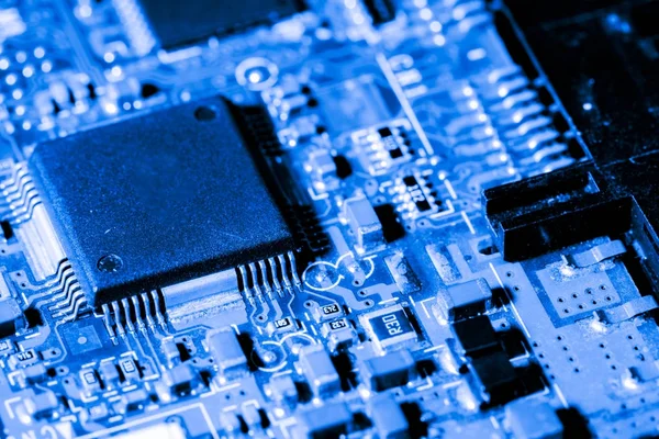 Abstract, elektronik devreler anakart bilgisayar teknoloji arka plan üzerinde yakın çekim. (mantık kurulu, cpu anakart, ana masa, sistem kartına, mobo)