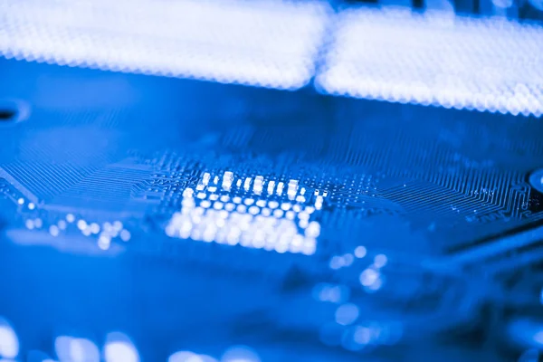 Abstract, elektronik devreler anakart bilgisayar teknoloji arka plan üzerinde yakın çekim. (mantık kurulu, cpu anakart, ana masa, sistem kartına, mobo)