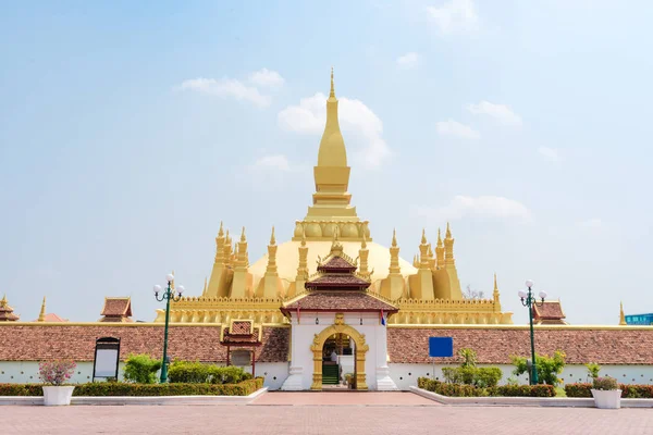Hermosa Arquitectura Templo Pha Luang Vientiane Laos — Foto de Stock