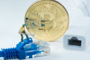 Bitcoin para madenciliğinin kapatılması İnternet Ağına bağlanıyor 