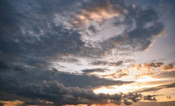 Sötét Viharfelhők Háttérrel Sötét Felhők Vihar Előtt — Stock Fotó