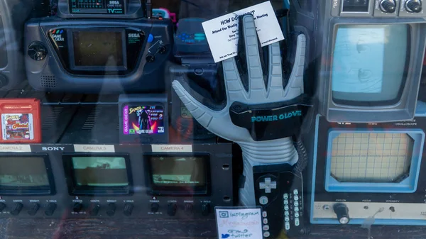 San Francisco Estados Unidos Agosto 2019 Controlador Nintendo Power Glove —  Fotos de Stock