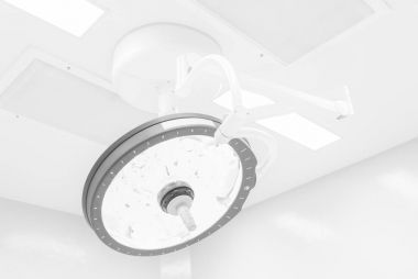 Ameliyat odasında cerrahi lambalar