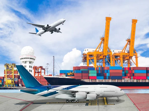 Fartygets lastning container med frakt fraktflygplanet port för logistisk import export koncept — Stockfoto