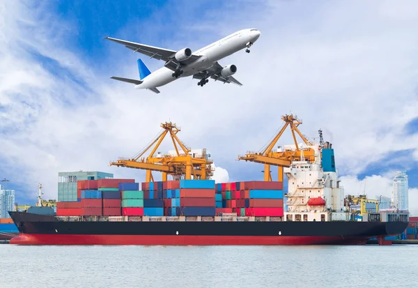 Cargo plane flying above ship port for logistic import export — Stock Photo, Image