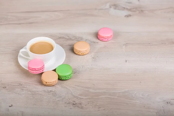 Koffie en macaron cookie — Stockfoto