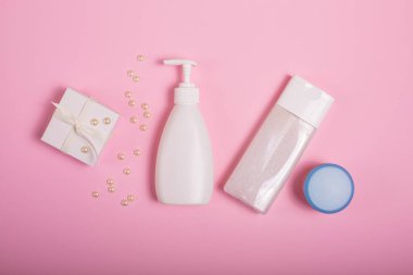 Hediye kutusu ve kozmetik 