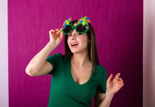 Woman Wearing Party Glasses Celebrates Patrick Day — Stock Photo, Image