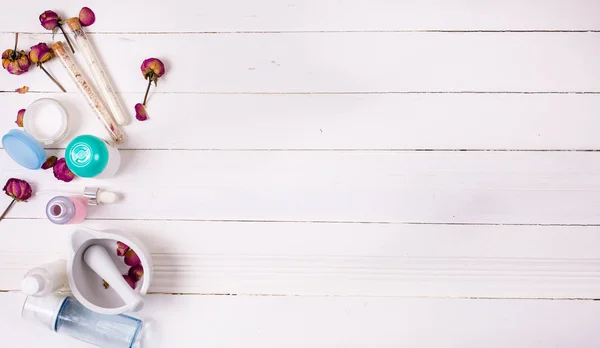 Cuidado Piel Sobre Fondo Madera Blanco — Foto de Stock