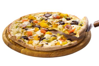 Pizza meyve doldurma