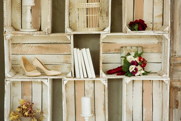 El ramo de flores naturales de la novia en el día de la boda — Foto de Stock