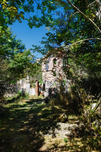 Aghveran St. Astvatsatsin kutsal annesi, Tanrı'nın kilise kalıntıları — Stok fotoğraf