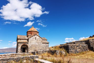 Sevan, Ermenistan'ın eski bir Sevanavank kilise doğal görünümünü