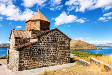 Sevan, Ermenistan'ın eski bir Sevanavank kilise doğal görünümünü
