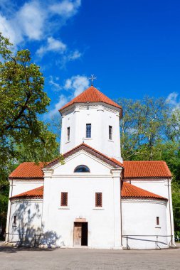 Dadiani saraylar tarihi ve Mimarlık Müzesi ve kilise Zugdidi, Gürcistan'daki bir park içinde bulunan.