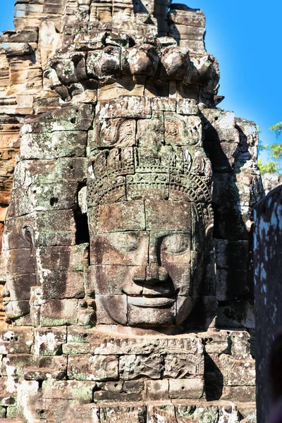 Wat Bayon templo rosto em Angkor, Camboja — Fotografia de Stock