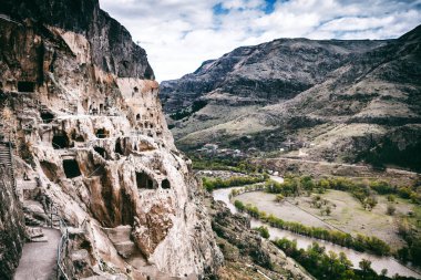 Vardzia mağara city-manastır Erusheti dağ, Gürcistan
