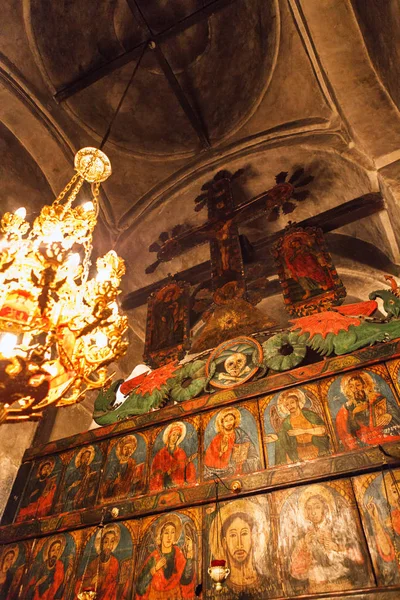 Innenraum der Festung Borac und der orthodoxen Kirche des Hl. Erzengels Gavrilo, Borac Serbien — Stockfoto