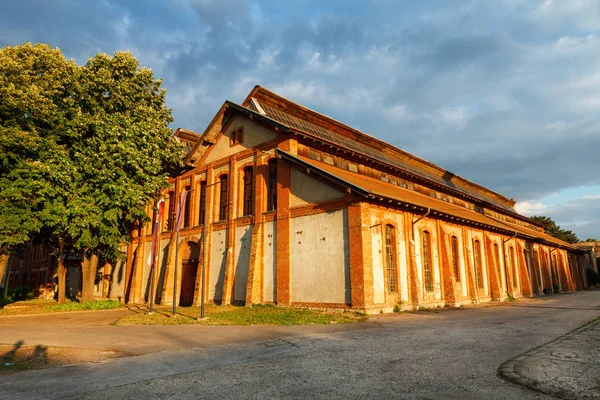 Stara Livnica Starej Opuszczonej Fabryce Dwór Książęcy Książę Arsenal Kragujevac — Zdjęcie stockowe