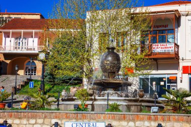 Merkez Sighnaghi meydanında popüler bir turistik Gürcistan ve Ayrıca şarap ve halı Indusry başkenti yer