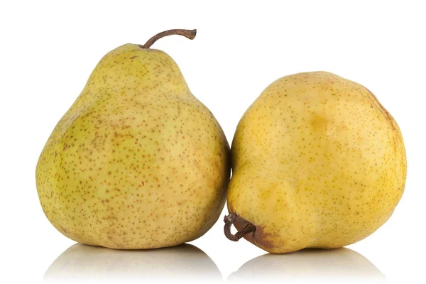 Två mogna gula päron — Stockfoto
