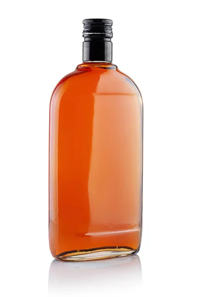 Плоская Овальная Бутылка Напитком Белом Фоне — стоковое фото