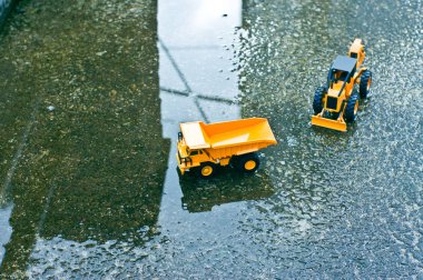 Forklift ve kamyonlar için kentsel yeniden yapılanma aşamasındadır.