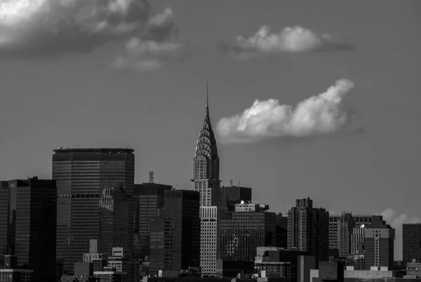 Panorama blanco y negro de Nueva York. Nueva York, Estados Unidos — Foto de Stock