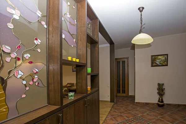 A modern apartman nappali lobby. Luxus apartman elegáns modern lakberendezés — Stock Fotó