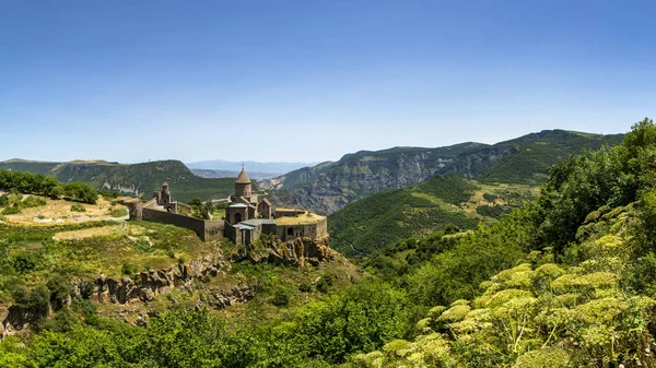 Panorama of Medieval Tatev monastery, Armenia, about IX century, big building is church of st. Poghos and Petros. Monastery is above the Vorotan river canyon — Stock Photo, Image