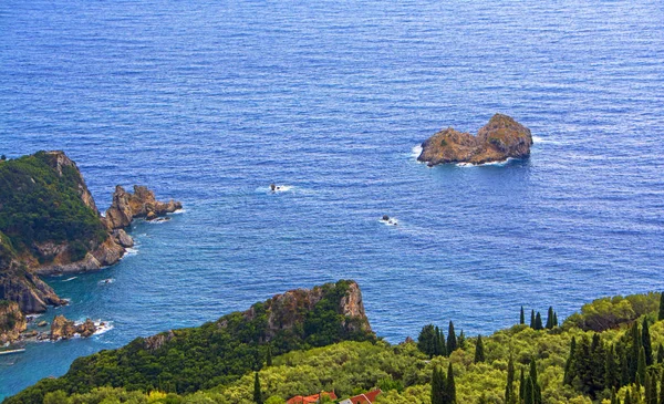 Bella vista sulla baia di Palaiokastritsa, Corfù, Grecia — Foto Stock