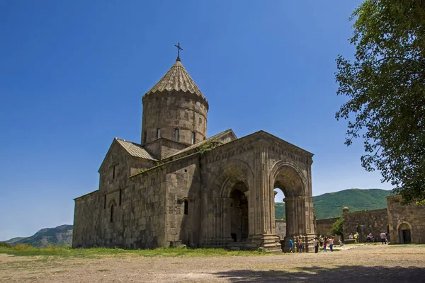 Ortaçağ Tatev manastır, Ermenistan, IX yüzyılda, büyük bina hakkında kilise st. Poghos ve Petros var. Manastır kaydedelim river canyon biri