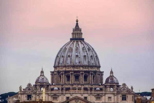 Güzel gün batımı ışık, Roma, İtalya, kubbe St Peter's Basilica