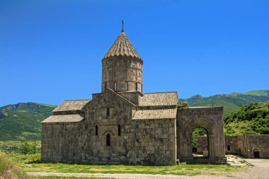 Ortaçağ Tatev manastır, Ermenistan, IX yüzyılda, büyük bina hakkında kilise st. Poghos ve Petros var. Manastır kaydedelim river canyon biri