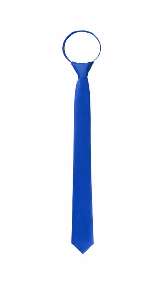 Stijlvolle smalle gebonden blauwe stropdas geïsoleerd op witte achtergrond — Stockfoto