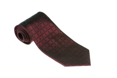 zarif şık bir kravat closeup haddelenmiş ve beyaz bir arka planda karanlık vinous kravat soyut doku ile izole