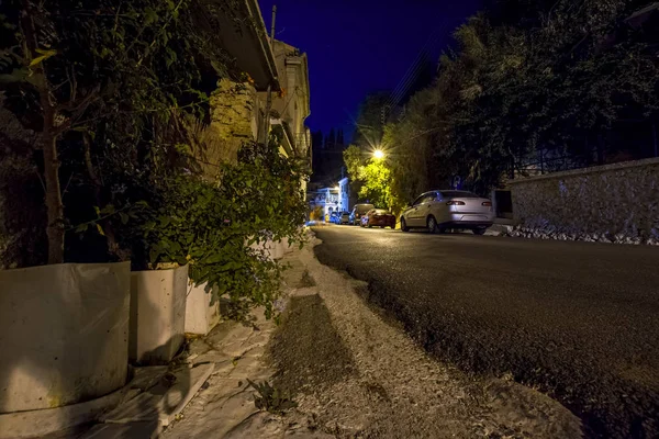 在希腊的科孚岛 古老的地中海村落 Karousades 街道狭窄 古色古香的房屋 长时间曝光 — 图库照片