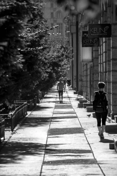 Bucharest Romania August 2019 Black White Contrast Perspective Scene People — Stock Photo, Image