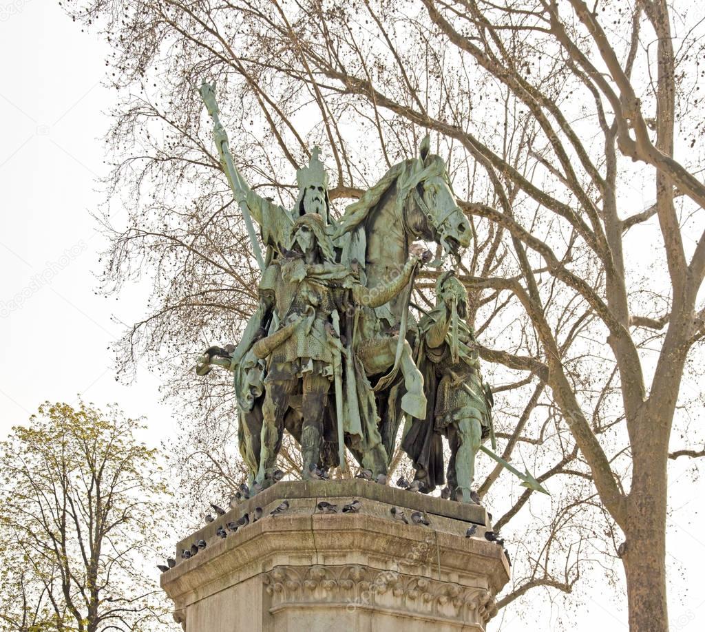 Statue of Charlemagne and his lords (Paris, France)