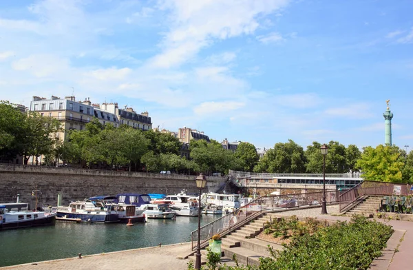 The port of the Arsenal, near the Bastille (Paris France) — Stock Photo, Image