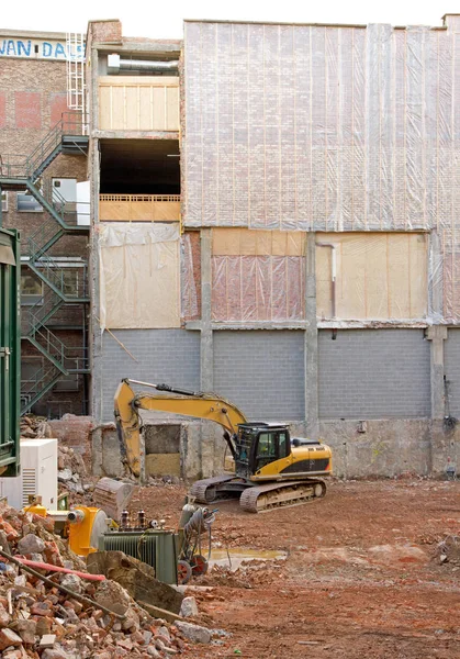 Pågående nyanläggningar. Förstörelse och återuppbyggnad av ett hus (Gent Belgien) — Stockfoto