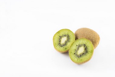 Kivi beyaz arka plan