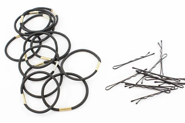 Lastikleri ve görünmez tokaları.