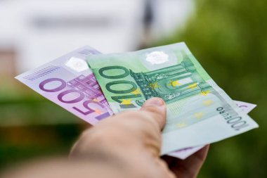 Euro para tutan adam