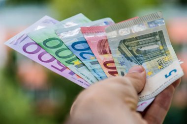 Euro para tutan adam