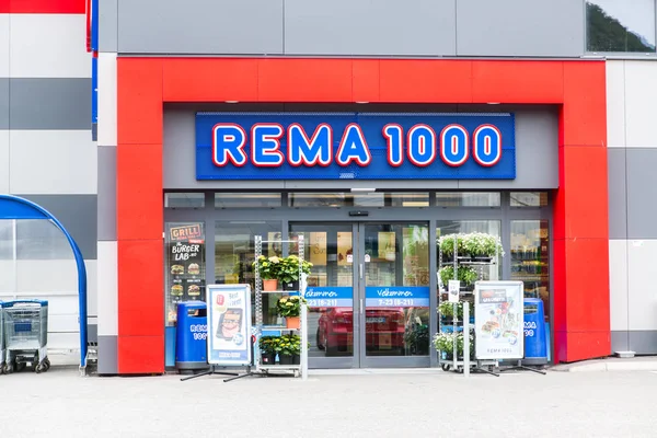 Rema 1000 スーパー マーケット — ストック写真