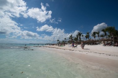 Akumal kum plaj, Meksika
