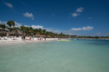 Akumal kum plaj, Meksika